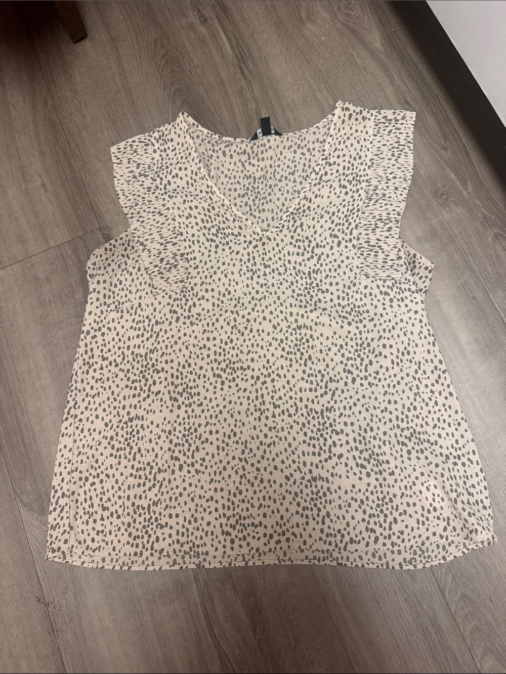 Express Cream V-Neck Ruffle Sleeve Printed Blouse